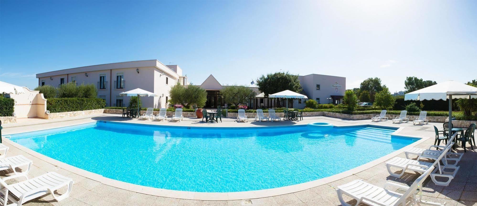 Hotel Ramapendula Alberobello Exterior photo